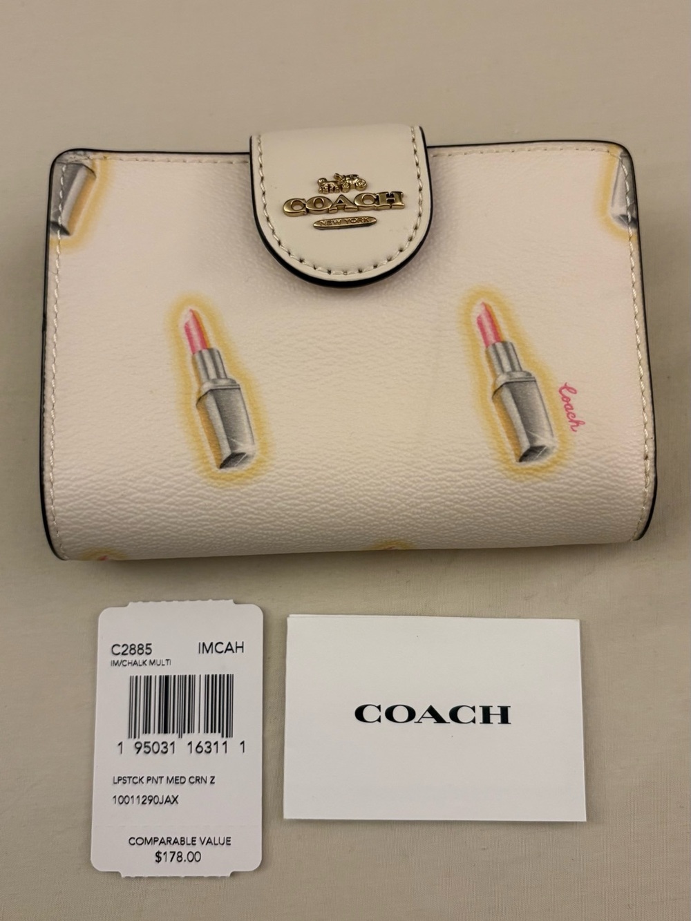 Coach Corner Zip Wallet W/ Lipstick Print